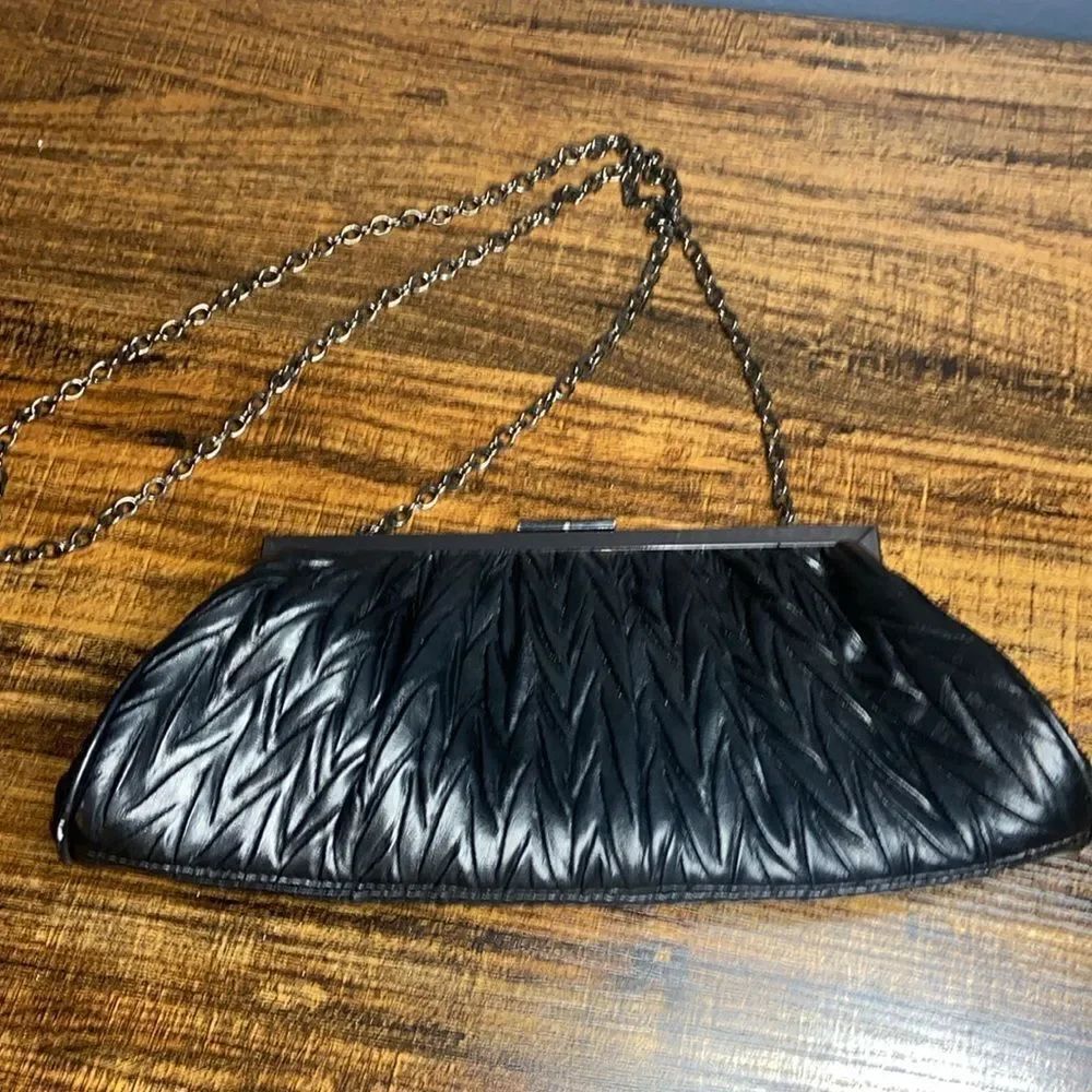 Jessica McClintock Handbag black leather gun metal Clasp Frame Satchel Clutch